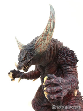 ウルトラマン 怪獣ソフビ ゴモラ ACRO KAIJU REMIX SERIES 彩色